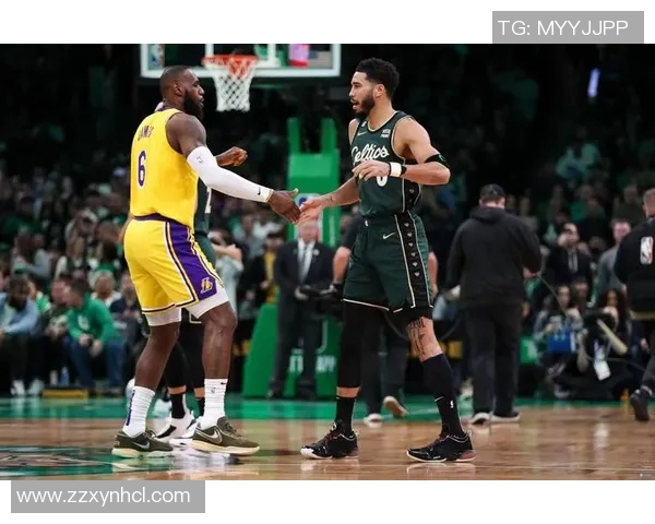 圣诞大战绿军对决篮网展现篮球魅力与激情的巅峰对决 圣诞大战绿军对决篮网展现篮球魅力与激情的巅峰对决