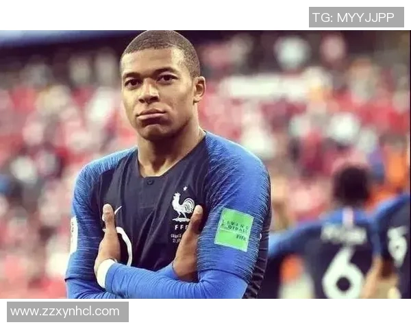 姆巴佩在赛场上的传奇表现与未来发展潜力的深度分析 姆巴佩在赛场上的传奇表现与未来发展潜力的深度分析