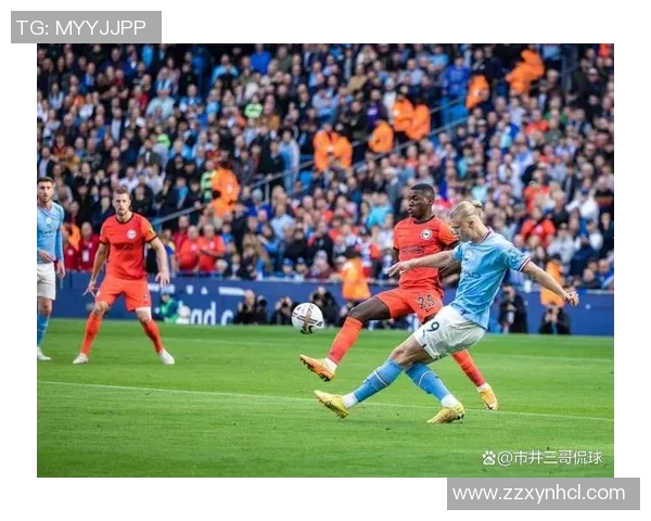 多特蒙德与巴黎圣日耳曼激战正酣比分悬念引发球迷热议