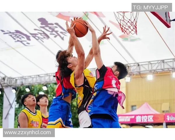 10月23日猛龙对决劲敌期待精彩比赛与球星表现的巅峰对决 10月23日猛龙对决劲敌期待精彩比赛与球星表现的巅峰对决