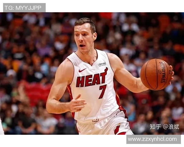 扎克拉文的篮球之路从天赋少年到NBA明星的成长历程