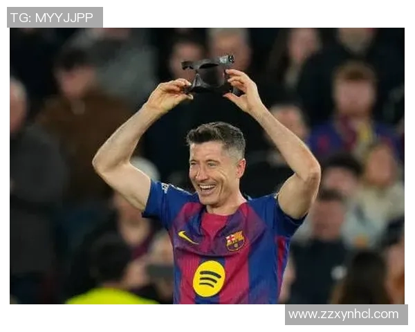 莱万带领球队再创辉煌赛季表现引发全球关注与热议